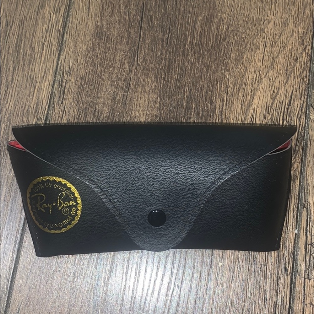 ray bans case